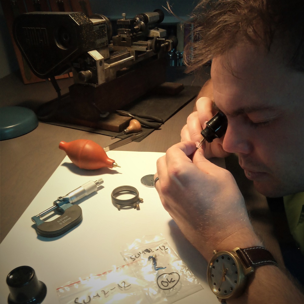 Behind the Scenes: Holme Finnilä at Levenaig Watches working on a titanium Levenaig screw-down crown.
