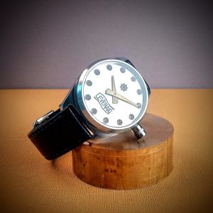 This is the handmade mechanical titanium timepiece Levenaig Metlinyn 34